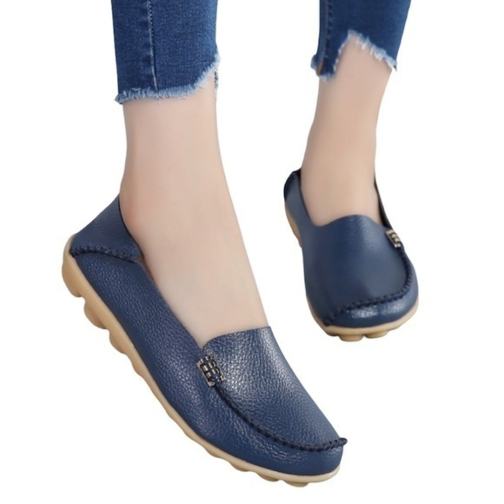 Women’s Leather Moccasins Flats